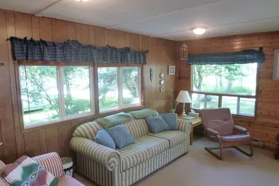 Image de Cozy Waterfront Cottage à Grand Beach Manitoba