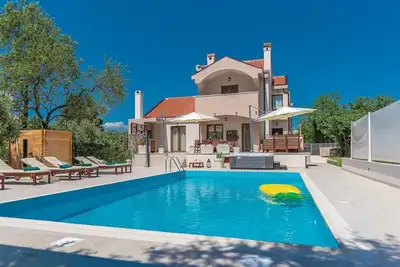 Image de Superbe maison Ă Donji Zemunik