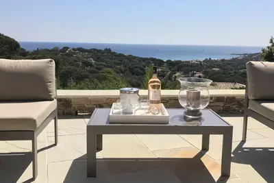 Sainte Maxime: Villa avec Magnifique Vue Mer Panoramique (num 2)