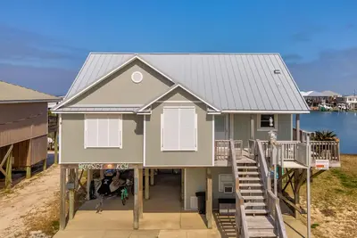 Sunset Key - Profitez du front de mer privé, de la piscine, de l'embarcadère et de la plage Gulf voisine!