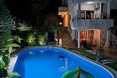 Image de Villa de luxe Emily avec piscine privée à débordement et vue imprenable sur l'Adriatique