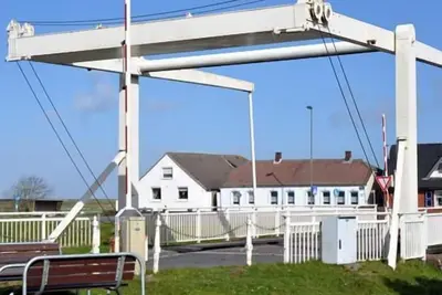 Image de Maritim et avec beaucoup d'histoire: Le bâtiment historique \"Fishermans Loft\" est