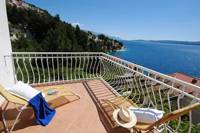 Image de Intimité et vue dans la maison de vacances Sunny