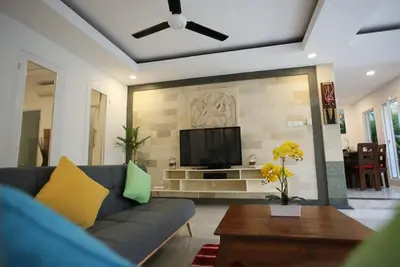 Image de Villa 3 Br au coeur de Seminyak \/ Oberoi