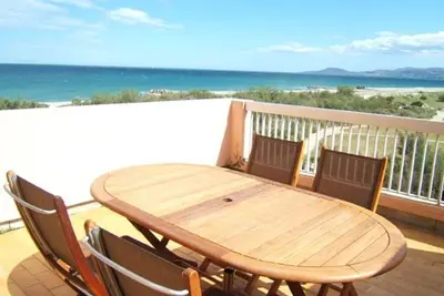 Image de Appartement 2 pièces avec parking, terrasses, animaux admis à 100m de la plage