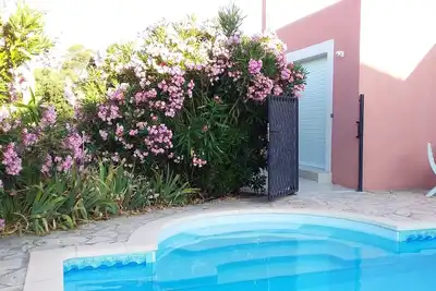 Image de Gîte 4*, climatisé, 2 à 4 personnes.