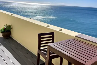 Image de PentHouse unique avec terrasse de 180 kvm! Plage de première ligne! Des vues incroyables!