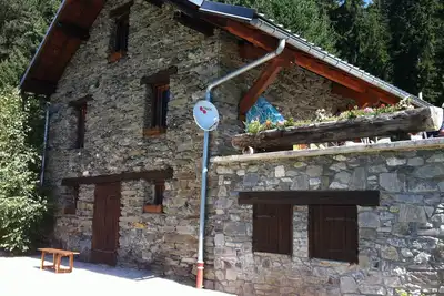Image de Chalet complet sur 5000m², à 1500m d'altitude, à mi-chemin de La Rosière et Séez