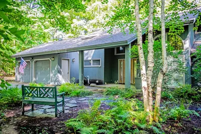 Image de Expansive home w / wrap autour du pont, cuisine complète, accès aux commodités du clubhouse!