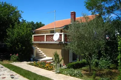 Image de Apartments Jakov & Nada - Appartement Nada - près de la plage de sable centrale