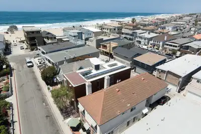 Image de Duplex récemment rénové étapes sur le sable 3bd / 4bath