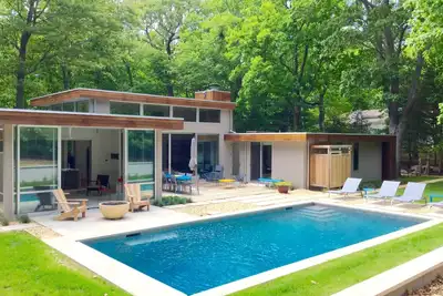 Image de Sag Harbor - Maison contemporaine élégante et chic