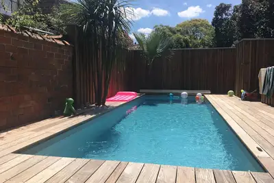 Image de Echoppe Bordelaise de charme avec jardin et piscine Ă 10 minutes du centre-ville