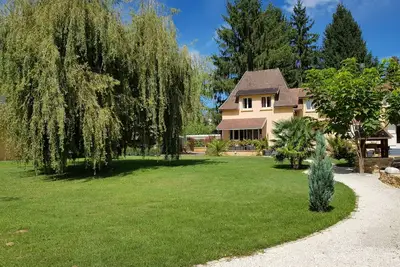 Image de Two-Bedroom Apartment with free Parking