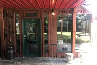Image de Le sous-sol de Millstone Apt. avec entrée privée et un lecteur privé maintenant