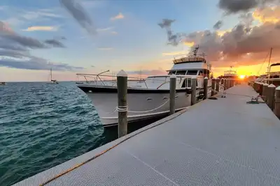 Image de Restez à bord du luxueux yacht à moteur \"Fantasea\"