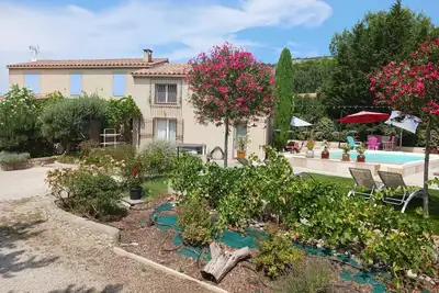 Image de \"Lubéron nous\" Villa avec piscine chauffée et sécurisée au pied du Lubéron