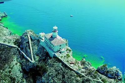 Image de Phare Robinson Palagruza