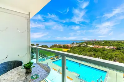 Image de 1004-2 Deluxe Bay Studio w / Incredible Views