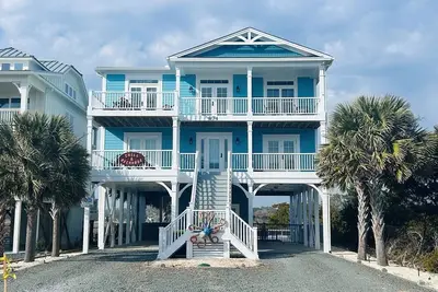 Image de Beach Crew - Vues magnifiques sur l'océan et les marais avec un excellent accès à la plage! Piscine privée!