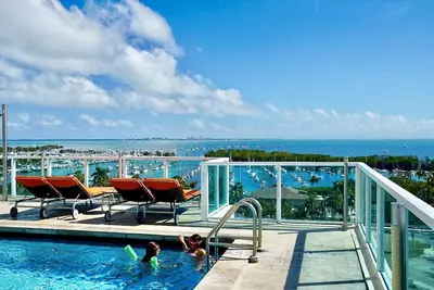 Image de 1610-1 Unité privée rénovée à Coconut Grove