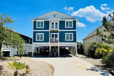 Image de Oceanfront dans une communauté fermée privée!