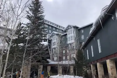 Image de Ski in ski out Marriott Mountainside Timeshare, deux chambres, deux salles de bains