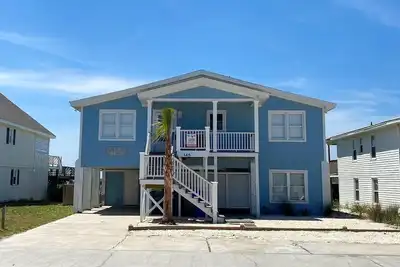 Image de Cottage de charme en bord de mer avec piscine privée et grande douche extérieure!