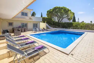 Image de Villa Amarante - Villa moderne à distance de marche de la plage et du centre de Carvoeiro