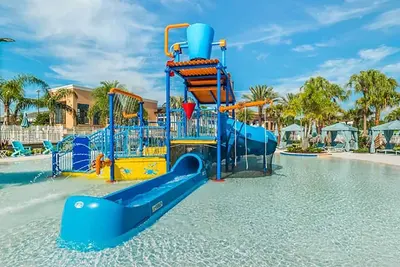 Image de Nouvelle maison de vacances, 5 lits, près de Disney avec une zone de loisirs complète