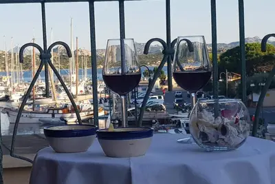 Image de Charmant appartement de trois pièces au coeur de la marina de Cala Gavetta