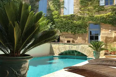 Image de Magnifique maison piscine coeur village St Siffret. Uzes