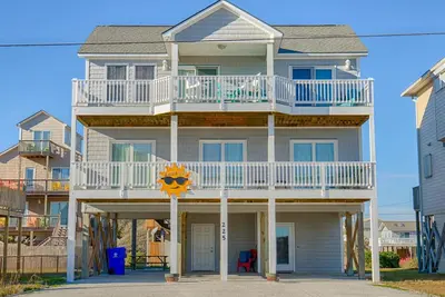 Image de A New View Ocean View Pet Friendly Home