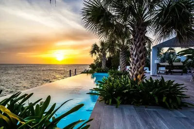 Image de Villa super luxueuse face à l'océan Yazmin