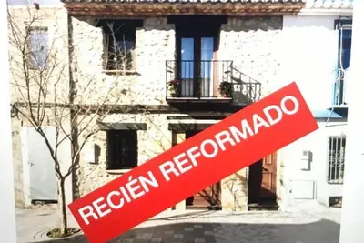 Image de Petite maison dans le quartier des pĂŞcheurs Ii
