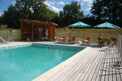 Image de Grand gite dans maison de pierre de Leymou près de Najac, gorges de l 'Aveyron