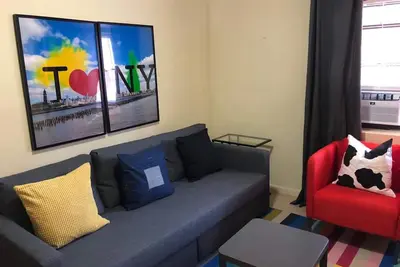 Image de Cool Pop Art 2bed Apt-20min Nyc Parking Avail