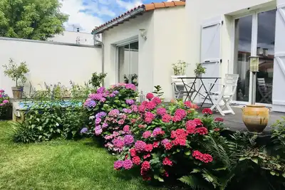Image de Maison à Toulouse avec jardin & piscine proche centre ville (métro roseraie)