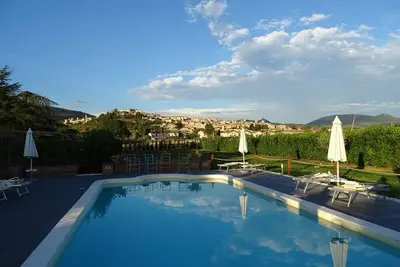 Image de Appartement Spello Salvia dans maison de vacances avec parc et piscine