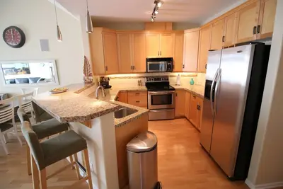 Image de Discovery Bay Resort 601- 2Bed-2Bath- Lake Views- 1387065