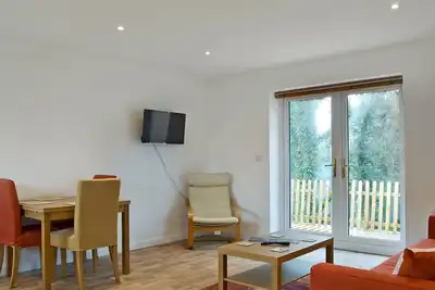 Image de 2 chambres logement dans Godstone