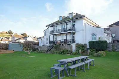 Image de 8 chambres hébergement à Brixham