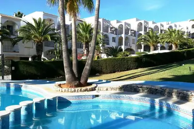 Image de Appartements avec piscine et jardin. Réf. Font Nova-24