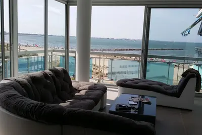 Image de Splendide Appartement 115m2 vue mer 1ère ligne