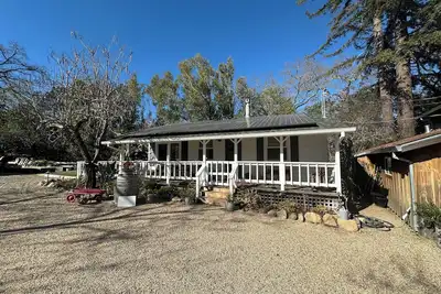 Image de gîte vigneron Quaint sur Dry Creek.