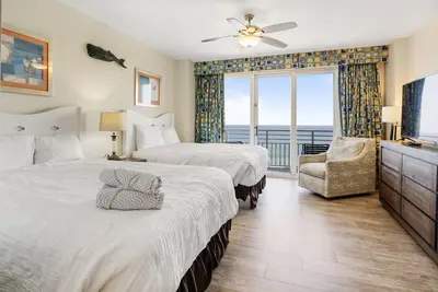 Image de Condo 2 chambres 2 salles de bain Oceanfront, 10 personnes