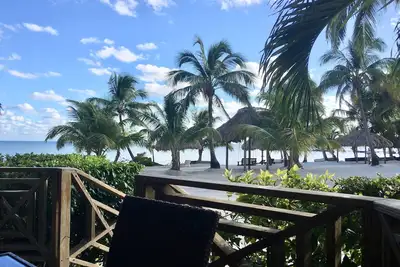 Image de Disponible du 25 janvier au 8 février 2020, Captain Morgan Ambergris Caye