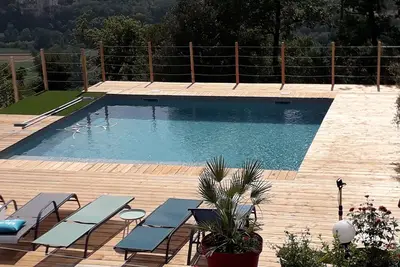 Image de Gîte de campagne avec piscine dans le Parc Régional du Quercy