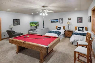 Image de Condo grand et luxueux au Smoky Mountain Country Club (99 $ \/ jour au 30 juin)