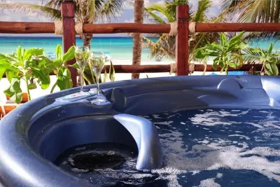 Image de El Taj Oceanfront - 2e étage - Direct Ocean View-3/3 Beach Club Promo # 338